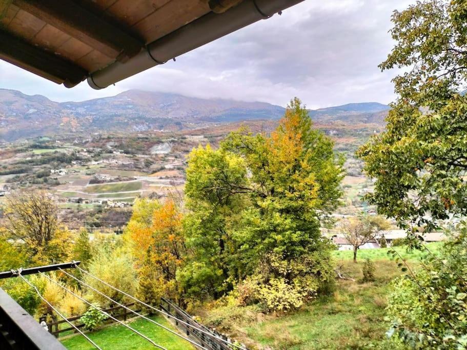 Appartamento Di Montagna Lo Grop Chambave Exterior photo